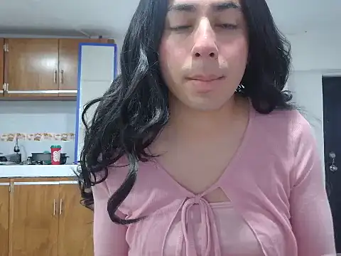 Snapshot of Yasmin_Paez99 chatting on 05.29.26 Yasmin Paez99 online show from 05.29.26