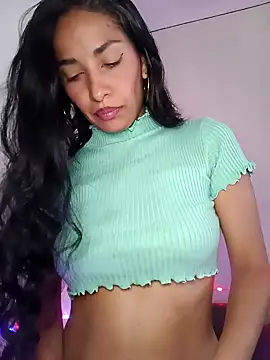 chloewildd  online show from 04.11.26