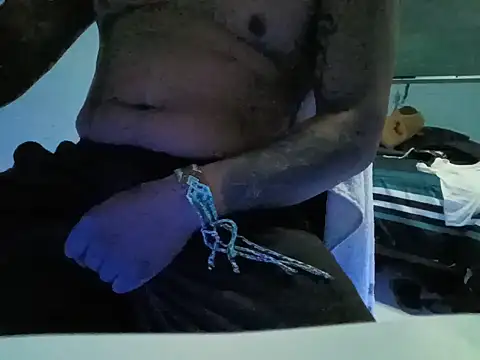 Snapshot of Javierhot666 chatting on 05.18.26 Javierhot666 online show from 05.18.26