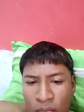 Tu papi 69  online show from 10.06.25