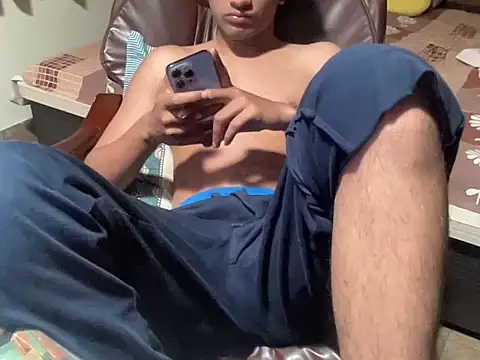 yourhero3466 online show from 03.08.26