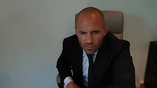 Snapshot of TheNakedPreacher chatting on 06.04.26 TheNakedPreacher online show from 06.04.26
