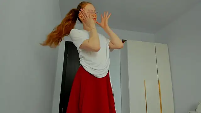 Fire Luna online show from 03.18.25