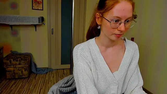 Fire Luna online show from 10.06.25