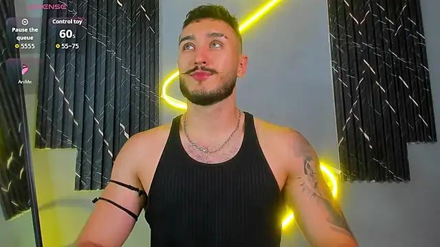 Snapshot of Zionmattis chatting on 09.09.25 Zionmattis online show from 09.09.25