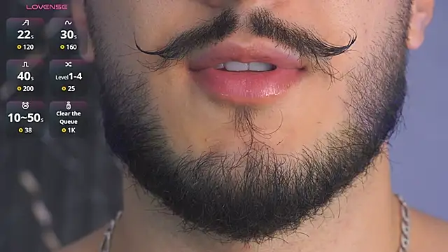 Snapshot of Zionmattis chatting on 11.12.25 Zionmattis online show from 11.12.25