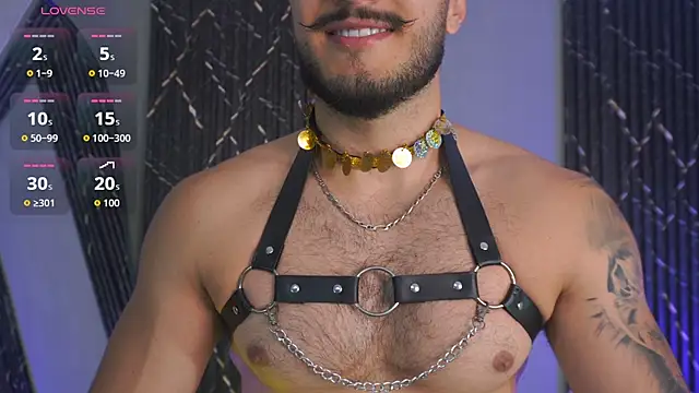 Snapshot of Zionmattis chatting on 11.13.25 Zionmattis online show from 11.13.25