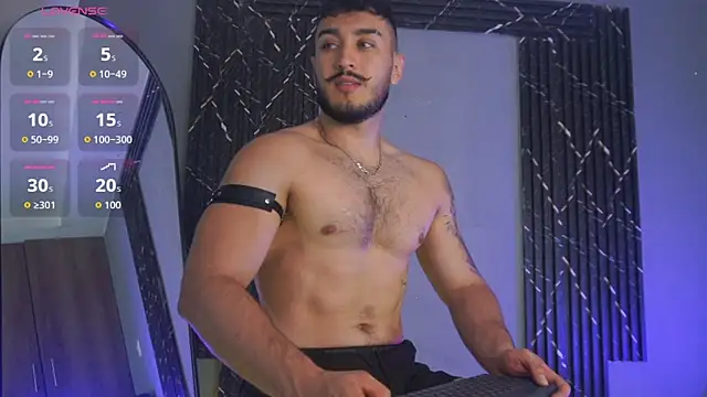 Snapshot of Zionmattis chatting on 11.14.25 Zionmattis online show from 11.14.25