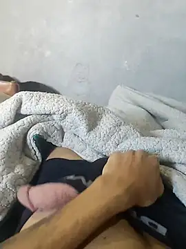 Snapshot of Juliano69xv chatting on 03.05.25 Juliano69xv online show from 03.05.25