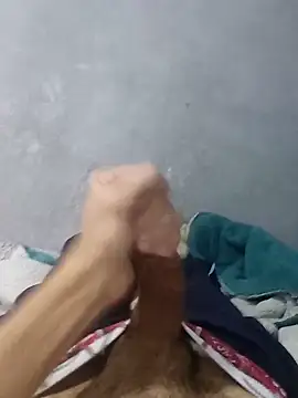 Snapshot of Juliano69xv chatting on 03.19.25 Juliano69xv online show from 03.19.25