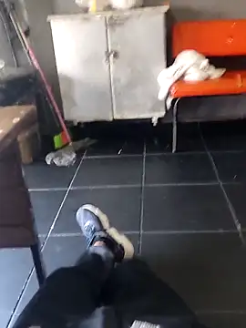 Snapshot of Juliano69xv chatting on 10.11.25 Juliano69xv online show from 10.11.25