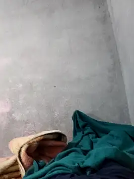 Snapshot of Juliano69xv chatting on 12.15.25 Juliano69xv online show from 12.15.25