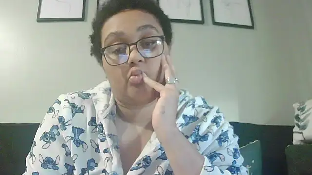 Snapshot of vanilla_chocolate23 chatting on 12.03.25 vanilla chocolate23 online show from 12.03.25