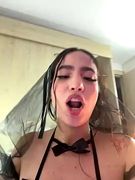 Snapshot of IamSteph13 chatting on 12.01.25 IamSteph13 online show from 12.01.25