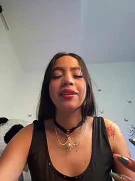 Snapshot of IamSteph13 chatting on 05.15.26 IamSteph13 online show from 05.15.26
