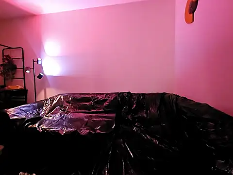 Snapshot of manforhotfun chatting on 02.22.26 manforhotfun online show from 02.22.26