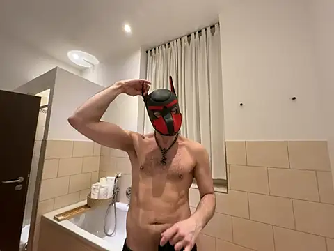 Snapshot of manforhotfun chatting on 04.04.26 manforhotfun online show from 04.04.26