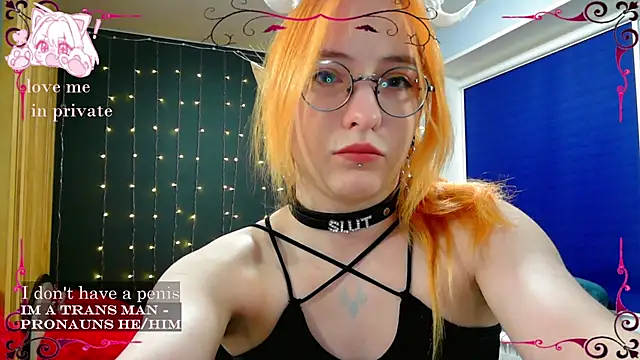 Snapshot of Honelin chatting on 02.15.25 Honelin online show from 02.15.25