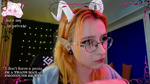 Snapshot of Honelin chatting on 03.13.25 Honelin online show from 03.13.25