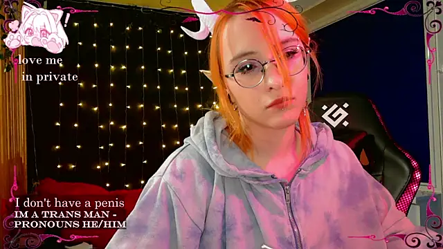 Snapshot of Honelin chatting on 03.15.25 Honelin online show from 03.15.25