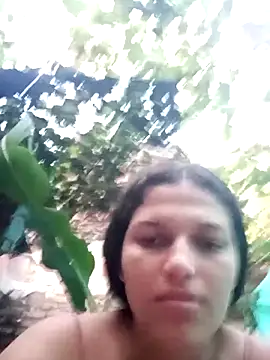 Snapshot of girl_milk1 chatting on 03.22.25 girl milk1 online show from 03.22.25