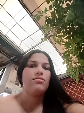 Snapshot of girl_milk1 chatting on 11.13.25 girl milk1 online show from 11.13.25