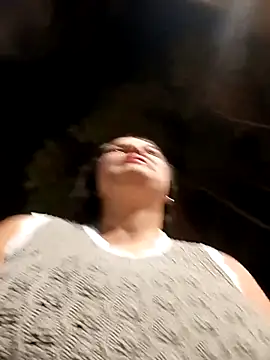 Snapshot of girl_milk1 chatting on 11.26.25 girl milk1 online show from 11.26.25