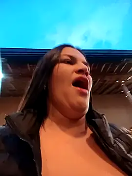 Snapshot of girl_milk1 chatting on 12.04.25 girl milk1 online show from 12.04.25