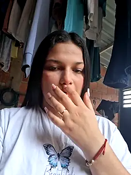 Snapshot of girl_milk1 chatting on 02.08.26 girl milk1 online show from 02.08.26