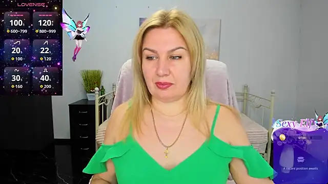 Snapshot of Lili_Crossi chatting on 03.21.26 Lili Crossi online show from 03.21.26