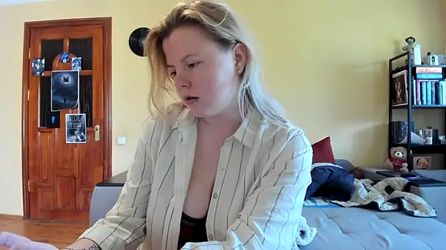 LillyDepp online show from 04.23.26