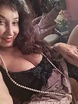GypsyEsmeralda online show from 06.18.26