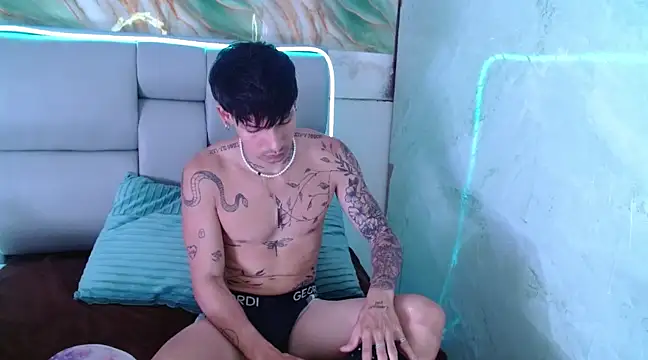 Apolo Hidalgo01 online show from 02.28.25