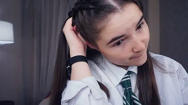 CathrynDail online show from 10.06.25