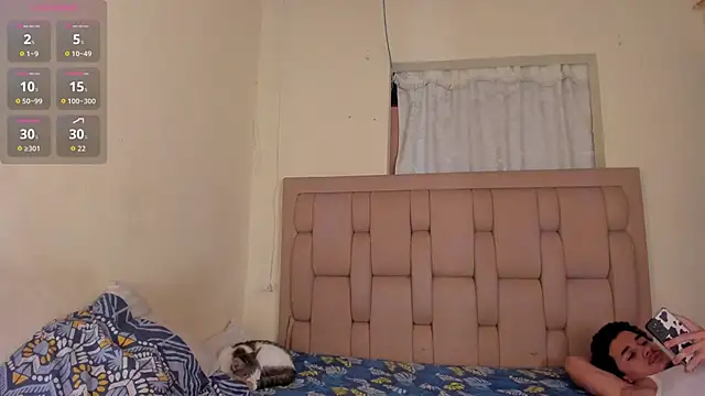 Snapshot of stepcouple_XXX chatting on 09.11.25 stepcouple XXX online show from 09.11.25