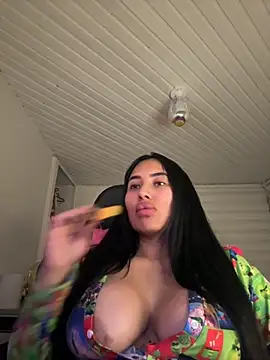 Anily Lovely online show from 10.30.25