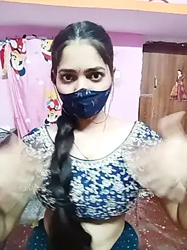 Snapshot of Cute-Simmi chatting on 12.03.24 Cute-Simmi online show from 12.03.24