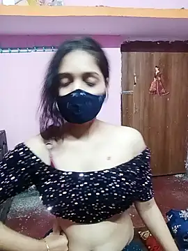 Snapshot of Cute-Simmi chatting on 12.30.24 Cute-Simmi online show from 12.30.24