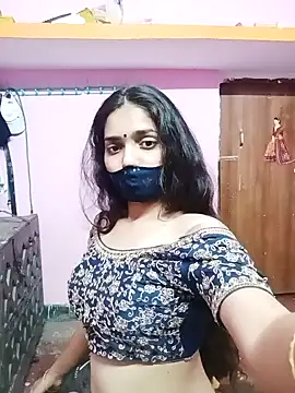 Snapshot of Cute-Simmi chatting on 01.18.25 Cute-Simmi online show from 01.18.25