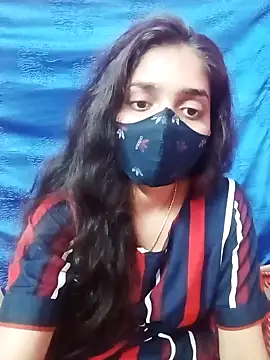 Snapshot of Cute-Simmi chatting on 01.21.25 Cute-Simmi online show from 01.21.25