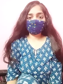 Snapshot of Cute-Simmi chatting on 01.08.26 Cute-Simmi online show from 01.08.26