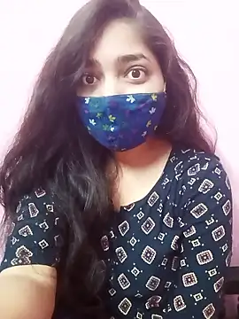 Snapshot of Cute-Simmi chatting on 01.10.26 Cute-Simmi online show from 01.10.26