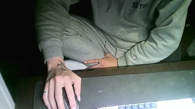 Snapshot of Ryan67533 chatting on 12.22.24 Ryan67533 online show from 12.22.24