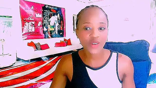 Snapshot of EbonyCreamy69 chatting on 01.09.25 EbonyCreamy69 online show from 01.09.25