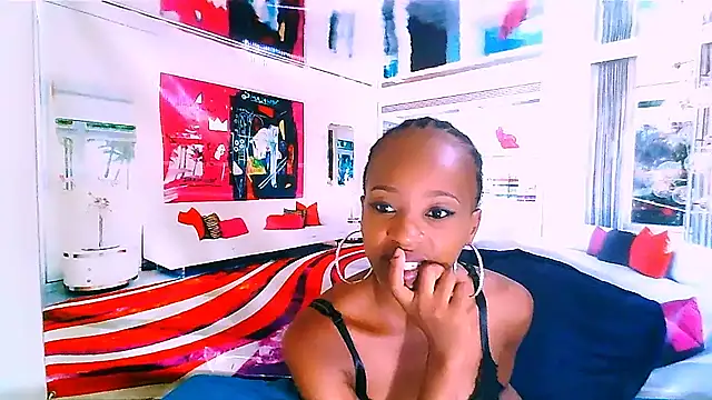 Snapshot of EbonyCreamy69 chatting on 01.14.25 EbonyCreamy69 online show from 01.14.25