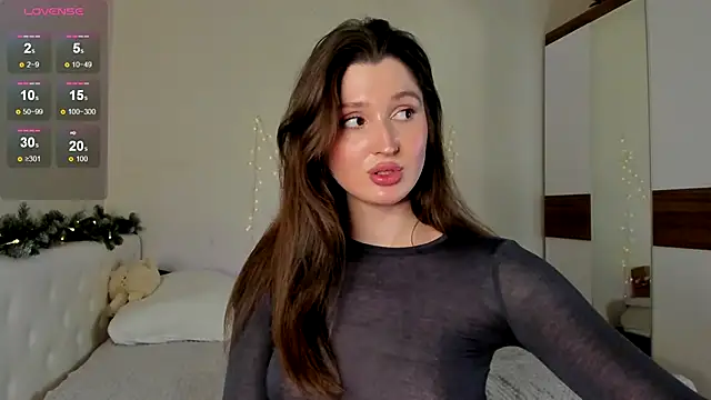 Snapshot of tender_babyy chatting on 12.20.24 tender babyy online show from 12.20.24