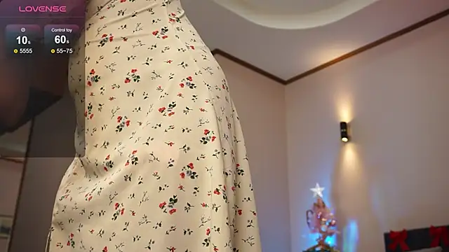 LinaSiren online show from 12.20.24