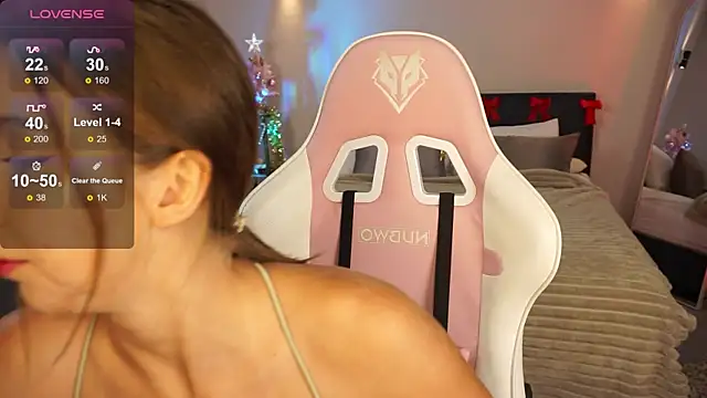 LinaSiren online show from 12.30.24