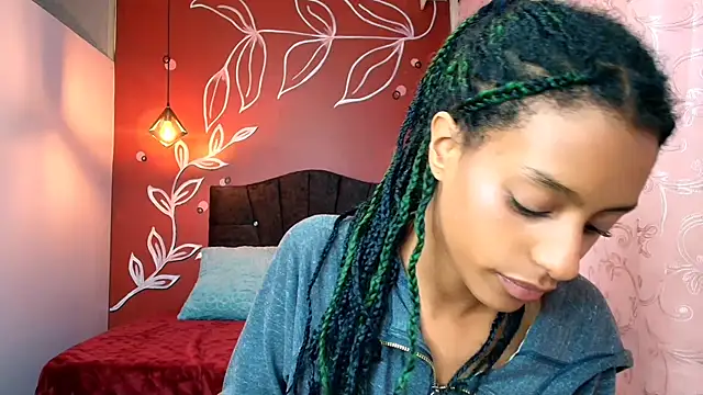 Zia Green online show from 01.13.25