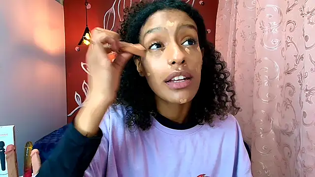 Zia Green online show from 01.23.25